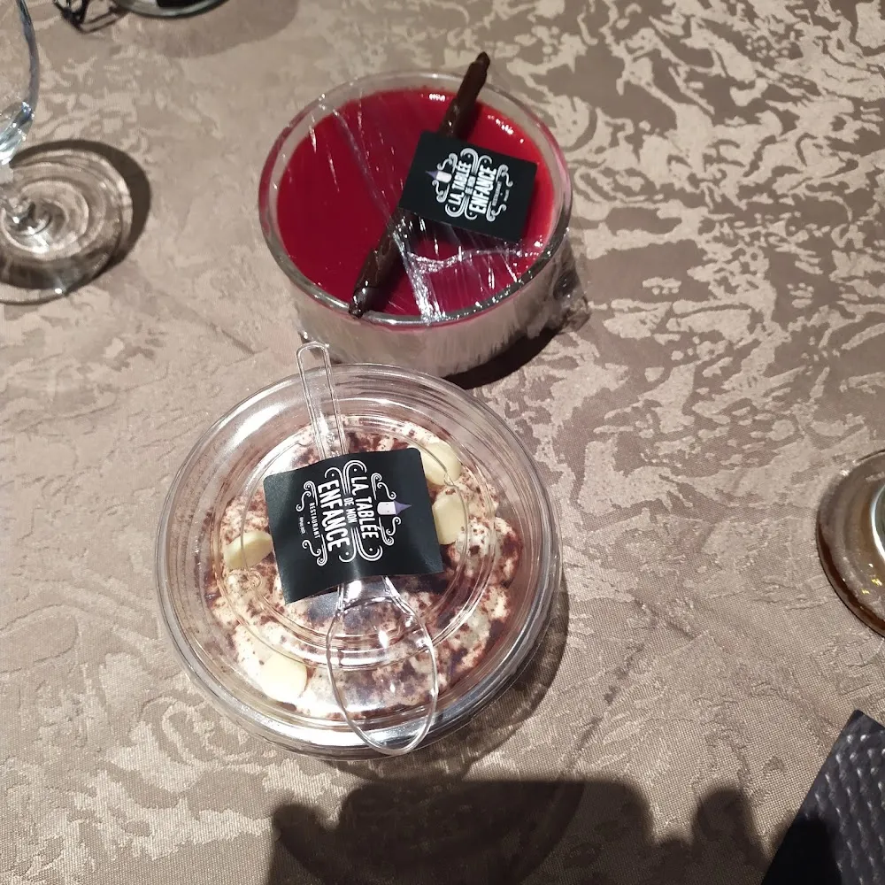 Tiramisu Et Panacota Au Fruit Rouge